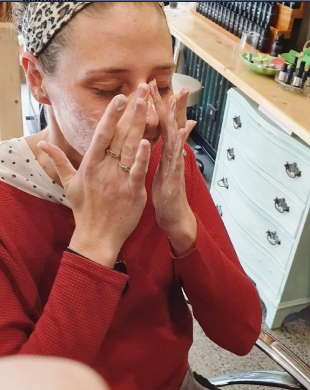 Mini Facial